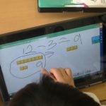 「教員間の連携も密に　毎日6時間リモート授業」さとえ学園小学校